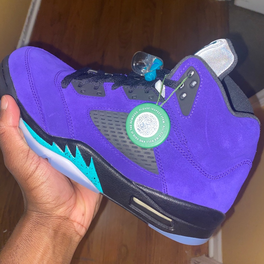 Meet your Posher, Myles